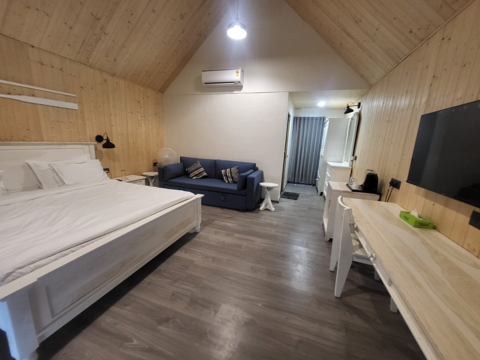 Hotel and resort work